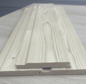 Ваго́нка — тонкая обшивочная доска, продукт переработки древесины. Имеет соединение «шип-паз». Используются для внутренней и внешней отделки помещений: жилые комнаты, бани, сауны, лоджии, балконы, мансардные, технические и подсобные помещения.